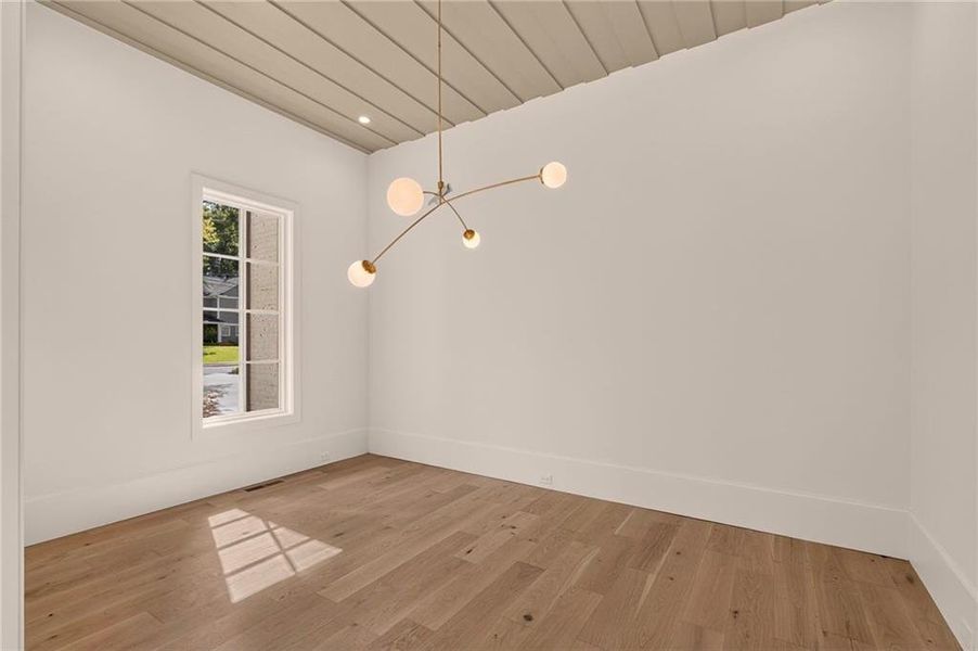 Spacious, unfurnished interior of a new home in , Atlanta (Image 67). Spacious, unfurnished interior of a new home in , Atlanta (Image 67).