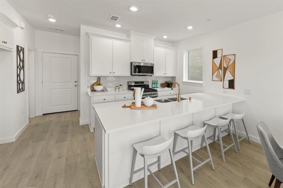 20_1833 Azalea_2283_Elm II_Kitchen