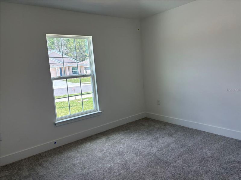 Spacious, unfurnished interior of a new home in Arbor Park, Leesburg (Image 11).