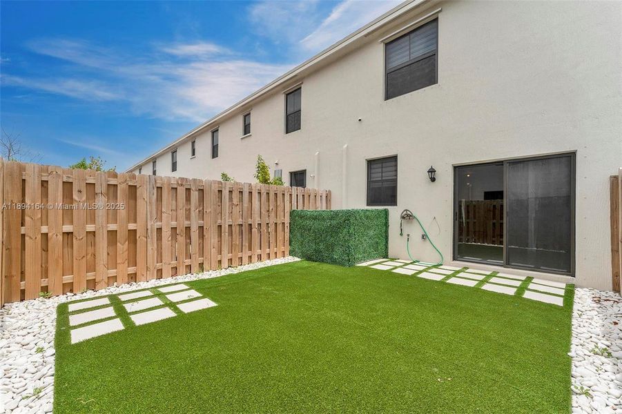 Exterior details and patio area of a home in , Florida City (Image 16).