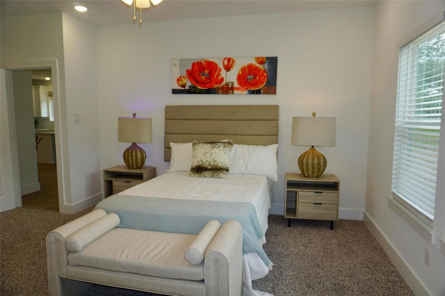 Furnished interior view inside a new home in , Hempstead (Image 29).