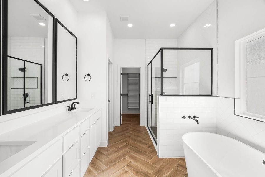 Representative furnished interior of a home built from the Torrey Pines 4BDR by LEH. Homes in Painted Sky, El Paso (Image 13). Representative furnished interior of a home built from the Torrey Pines 4BDR by LEH. Homes in Painted Sky, El Paso (Image 13).