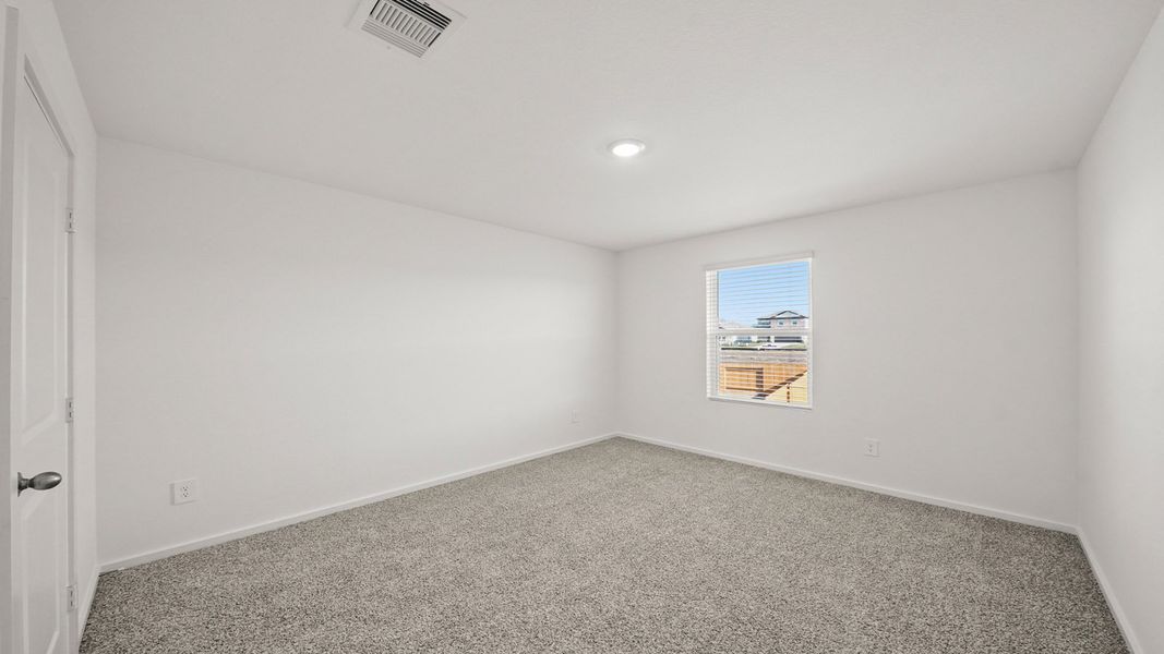 Representative unfurnished interior of a home built from the Dawson by D.R. Horton in Lexington Heights, Willis (Image 21).