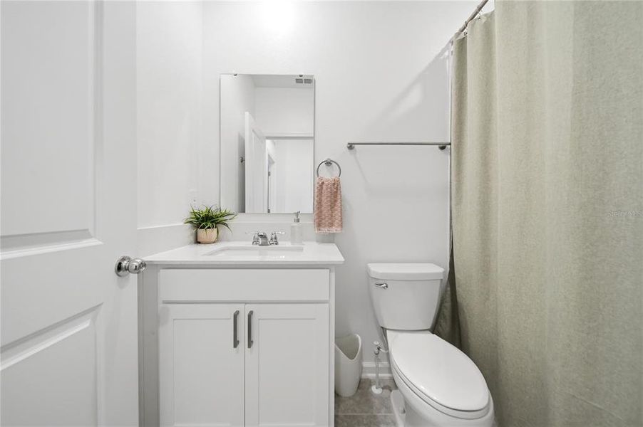 Furnished interior view inside a new home in , Davenport (Image 21).