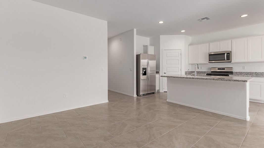 Representative unfurnished interior of a home built from the Easton by D.R. Horton in Casas del Cerrito, Tucson (Image 22).