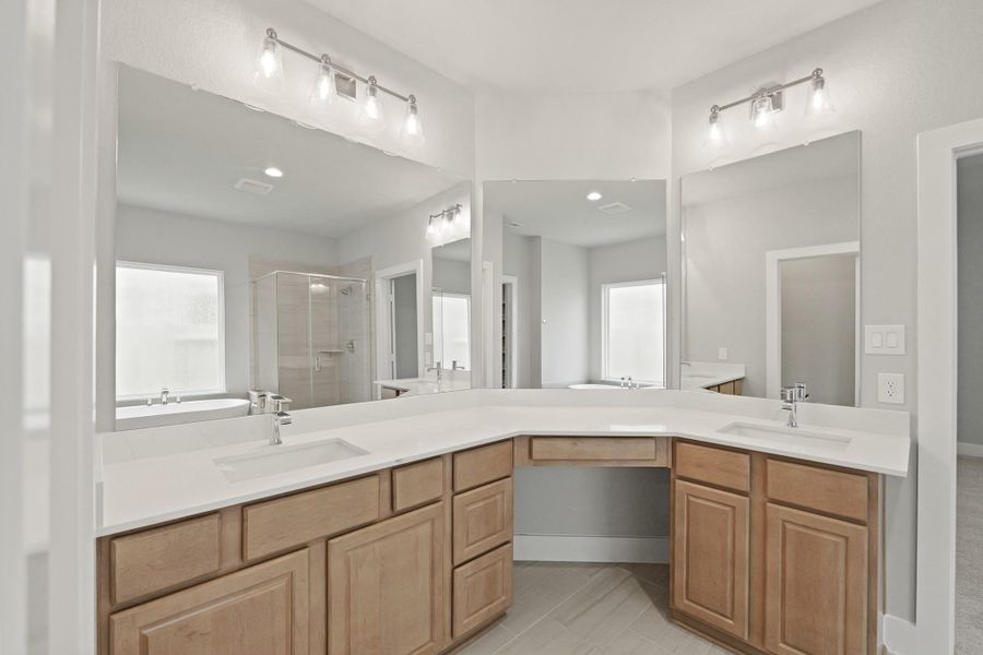 Furnished interior view inside a new home in Briarwood Crossing, Rosenberg (Image 9).