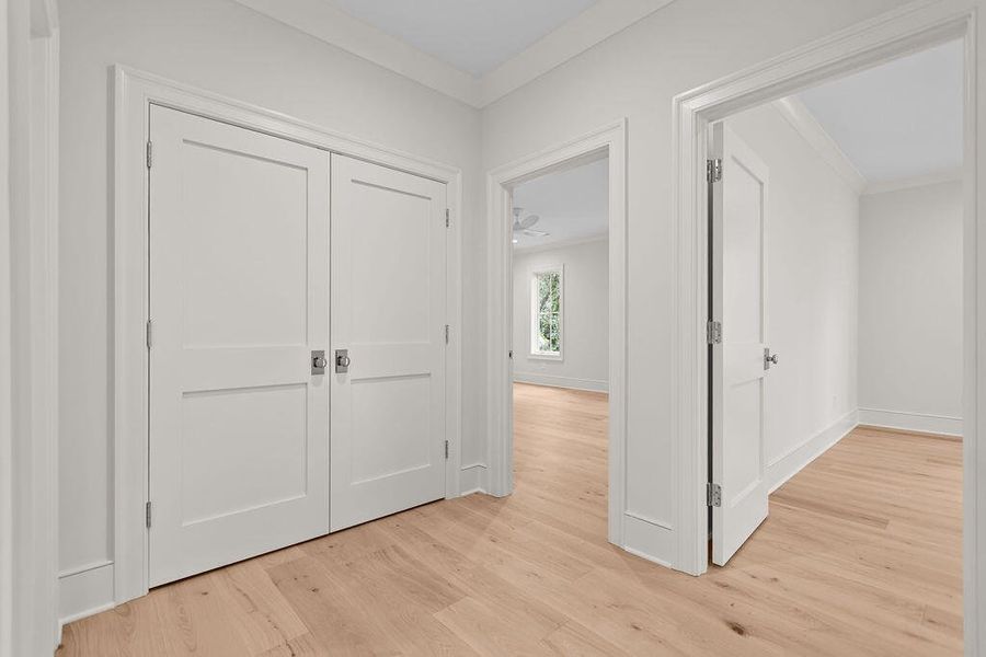 Spacious, unfurnished interior of a new home in , Seabrook Island (Image 28).