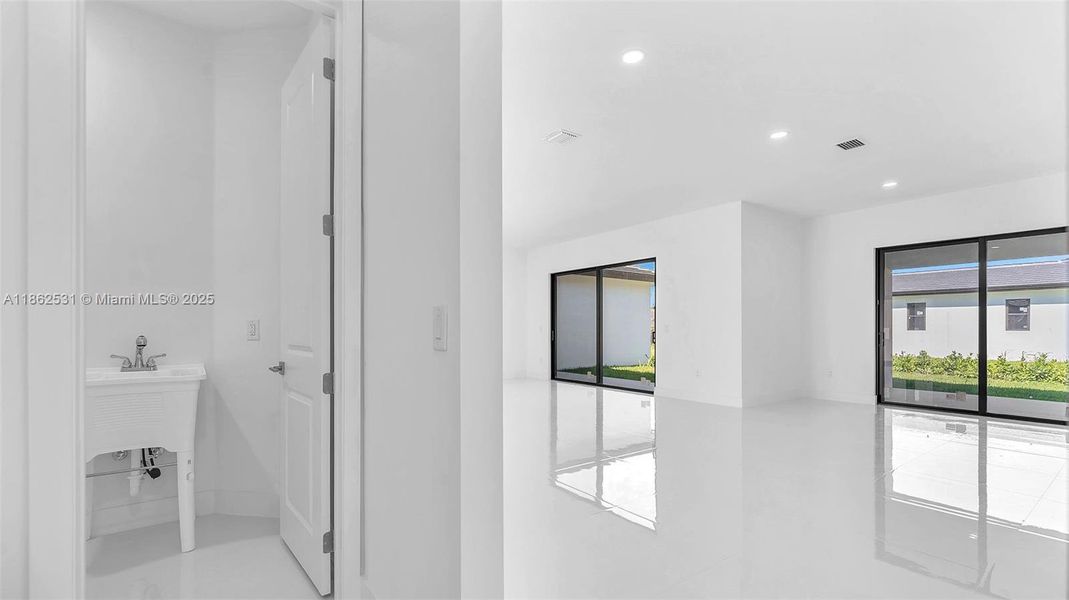 Image 53 of a home in .