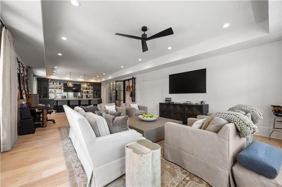 Furnished interior view inside a new home in Manor Estates, Alpharetta (Image 47).