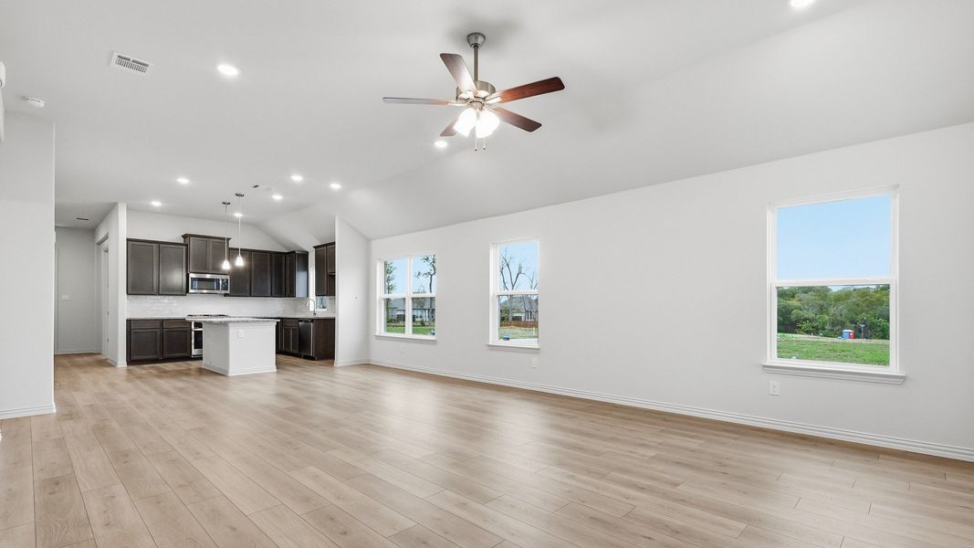 Furnished interior view inside a new home in Thompson Farms, Van Alstyne (Image 6). Furnished interior view inside a new home in Thompson Farms, Van Alstyne (Image 6).
