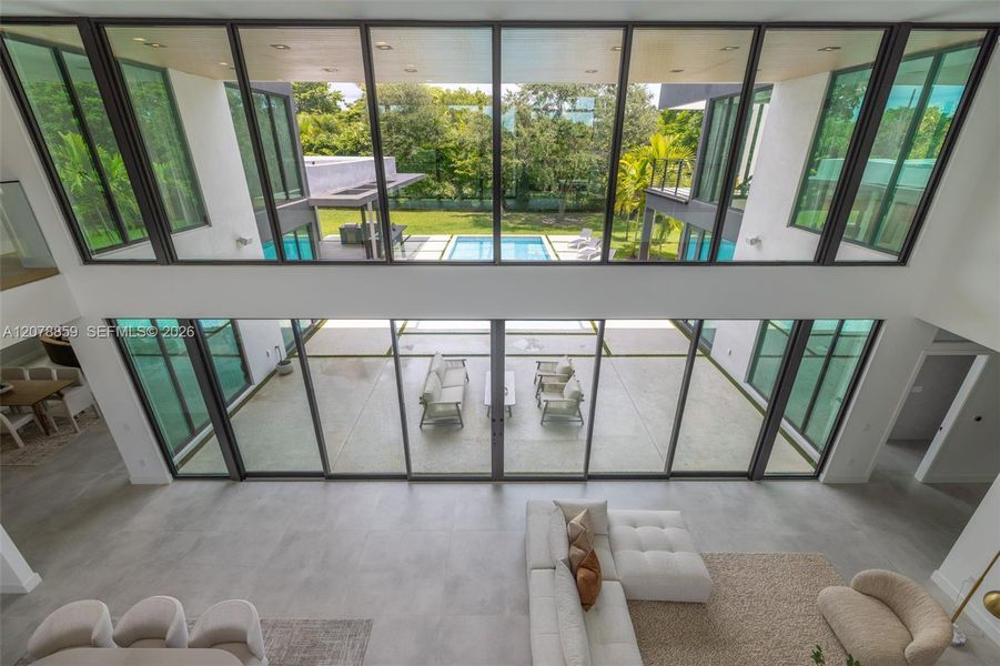 Exterior details and patio area of a home in , Pinecrest (Image 25).