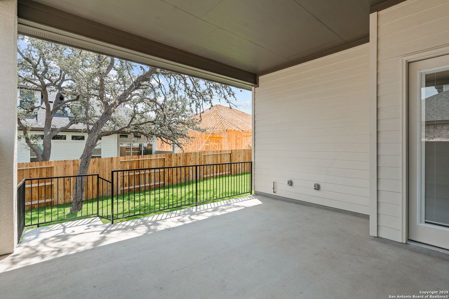 Image 32 of a home in Mesa Western.