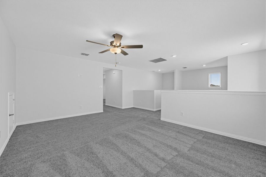 Spacious, unfurnished interior of a new home in Parks at Foster Crossing, Anna (Image 29).