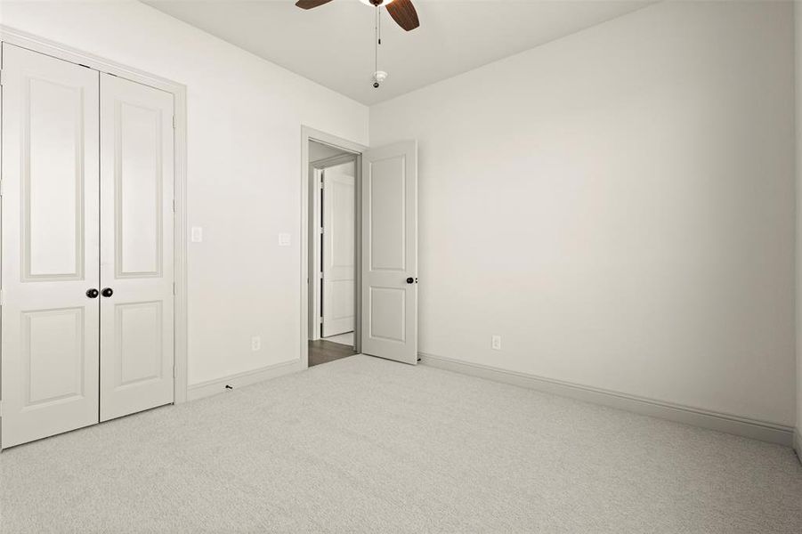 Spacious, unfurnished interior of a new home in Levante - 1 Acre Lots, Waxahachie (Image 23). Spacious, unfurnished interior of a new home in Levante - 1 Acre Lots, Waxahachie (Image 23).