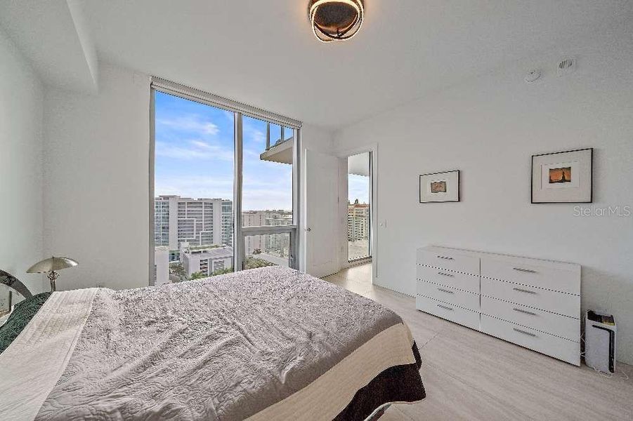 Furnished interior view inside a new home in , Sarasota (Image 30).