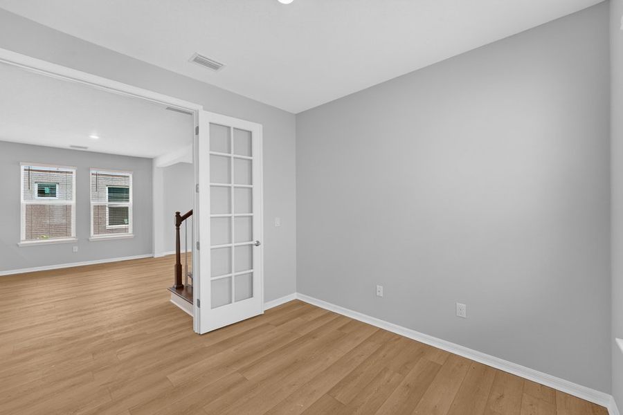 Spacious, unfurnished interior of a new home in Tiburon, Nokomis (Image 19). Spacious, unfurnished interior of a new home in Tiburon, Nokomis (Image 19).