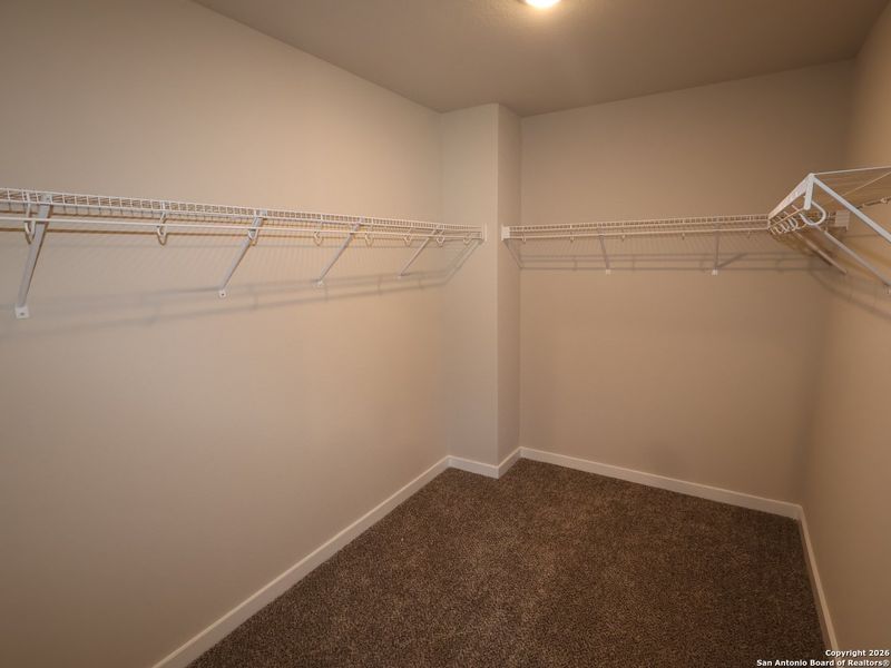 Spacious, unfurnished interior of a new home in Winding Brook, San Antonio (Image 19). Spacious, unfurnished interior of a new home in Winding Brook, San Antonio (Image 19).
