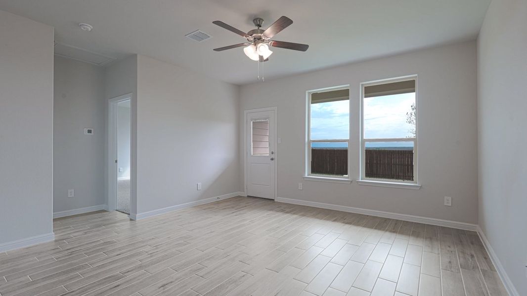 Spacious, unfurnished interior of a new home in The Canyons, Keene (Image 18).