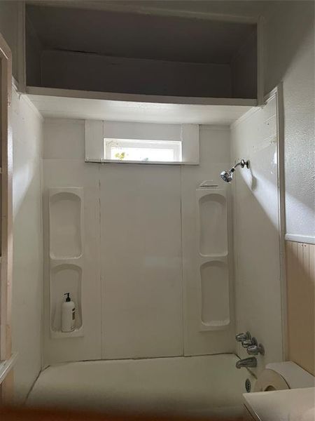 Close-up of interior finishes inside a home in , Mineral Wells (Image 5).