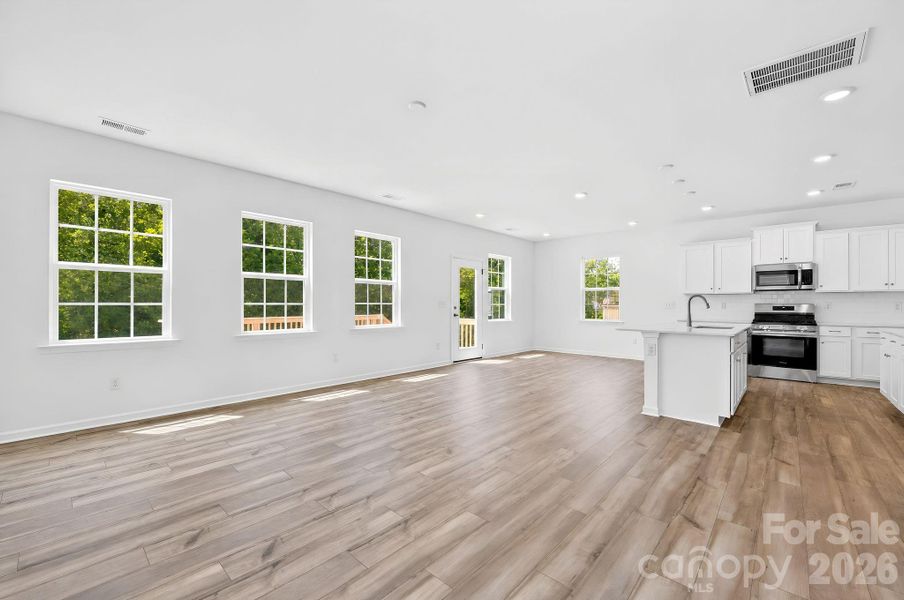 Spacious, unfurnished interior of a new home in Shannon Woods, Maiden (Image 13).