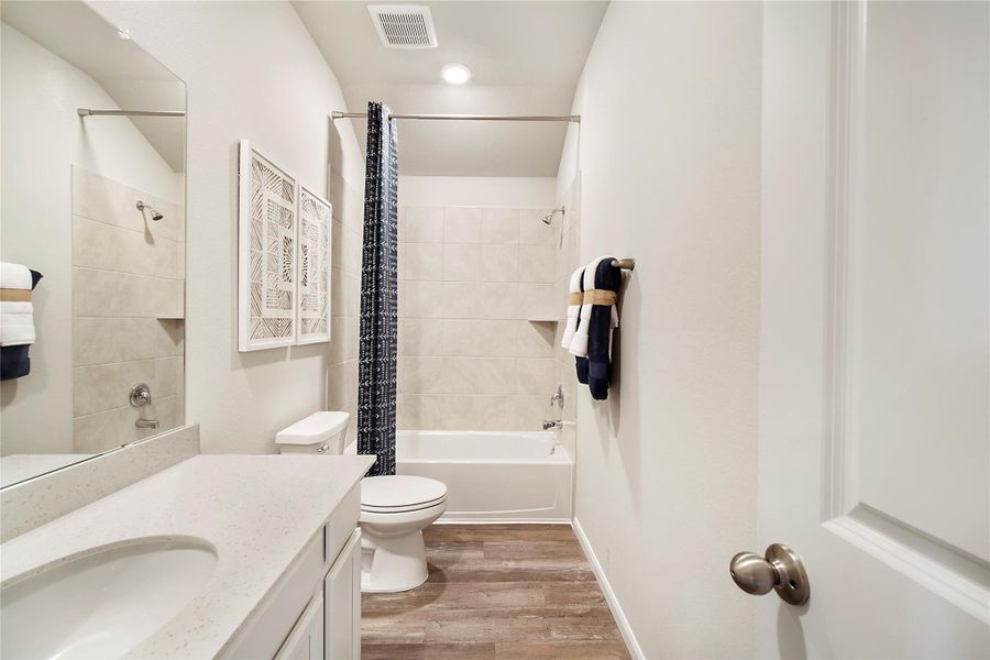 Furnished interior view inside a new home in Montgomery Ridge: Landmark Collection, Montgomery (Image 30).