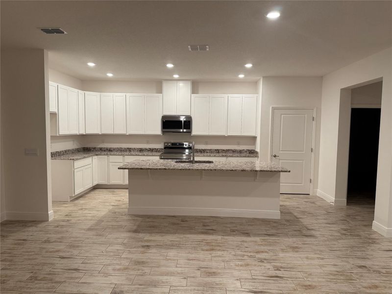 Model home - actual features may vary.