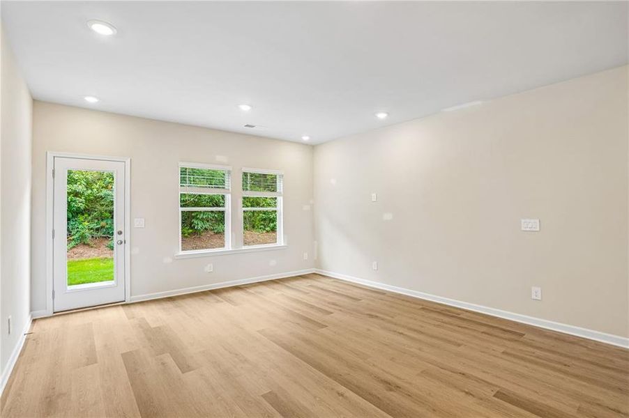 Spacious, unfurnished interior of a new home in Artisan Walk, Fairburn (Image 28).