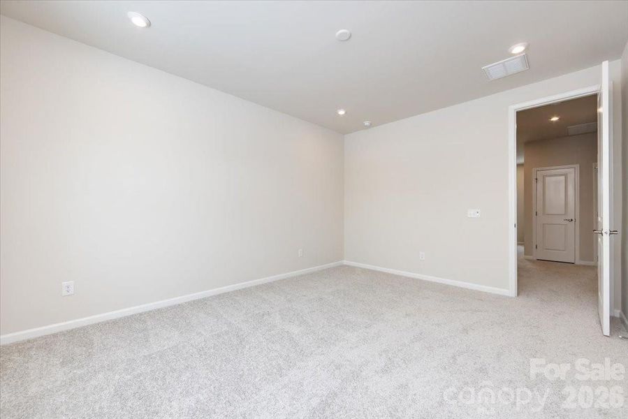 Primary En Suite Primary En Suite