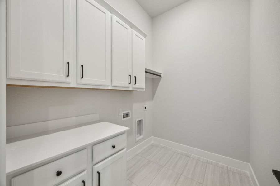 Furnished interior view inside a new home in Newman Village Townhomes, Frisco (Image 7).