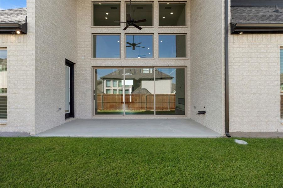 Exterior details and patio area of a home in Collinsbrook Farm, Frisco (Image 19).