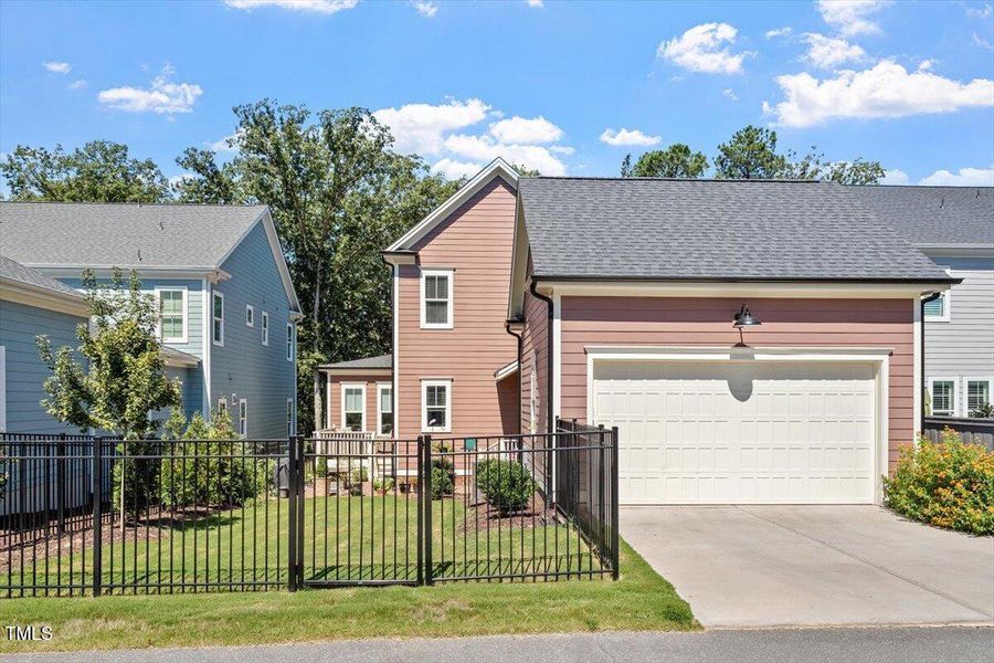 07-1017 Whitehall Cir [2489656]_07