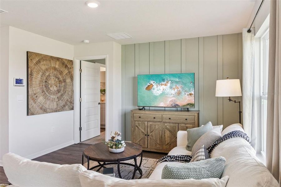 Furnished interior view inside a new home in Magnolia Pointe, Umatilla (Image 4).