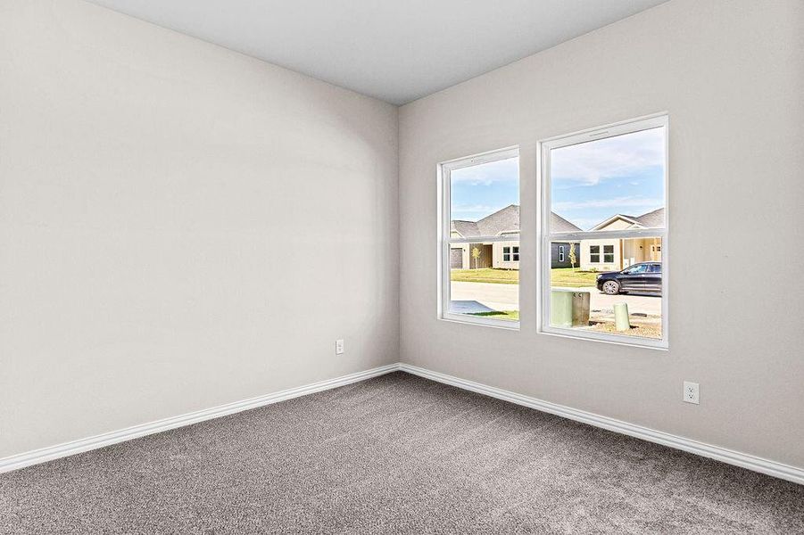 Spacious, unfurnished interior of a new home in Trails of Fossil Creek, Fort Worth (Image 24).