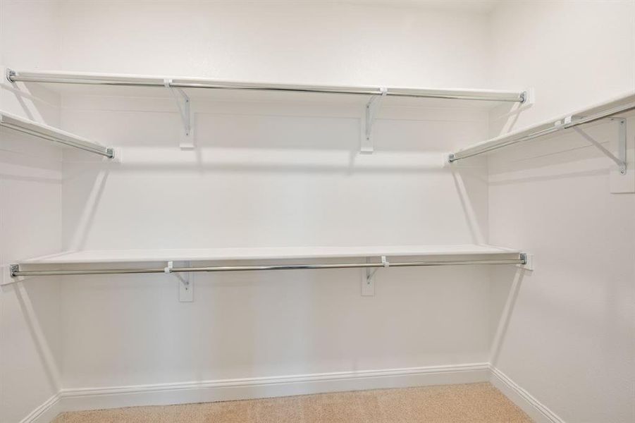 Spacious, unfurnished interior of a new home in Creekside, Royse City (Image 12).
