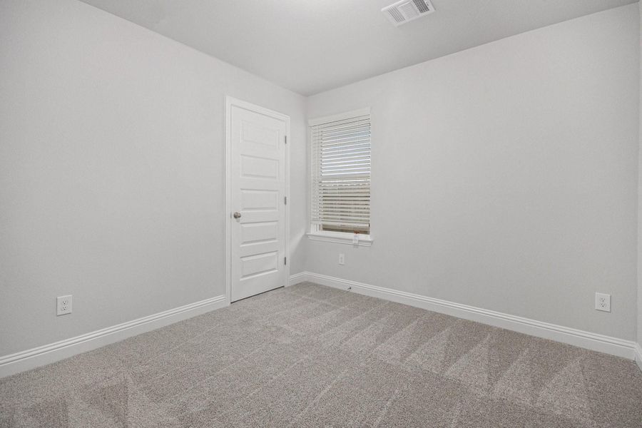 Spacious, unfurnished interior of a new home in Lago Mar, La Marque (Image 8). Spacious, unfurnished interior of a new home in Lago Mar, La Marque (Image 8).