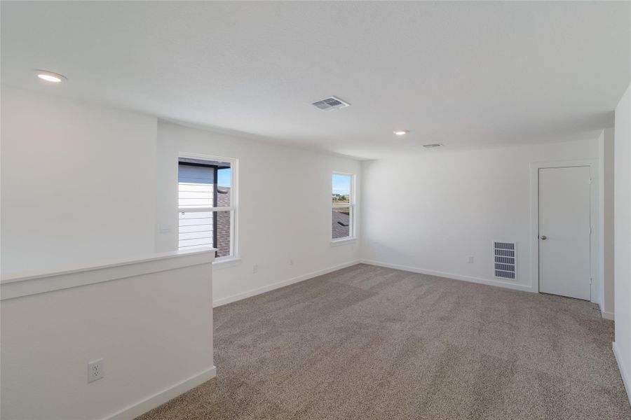 Spacious, unfurnished interior of a new home in Trails at Wildhorse, Austin (Image 10).