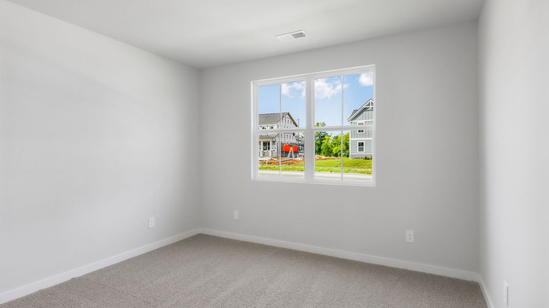 Spacious, unfurnished interior of a new home in Reserve at Hickory Ridge, Columbia (Image 24).