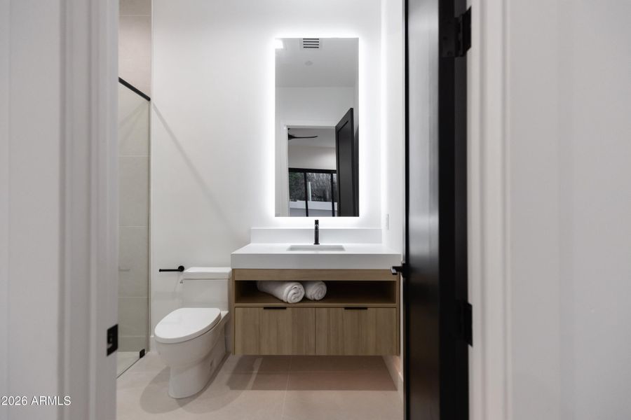 Downstairs En Suite 2 Downstairs En Suite 2