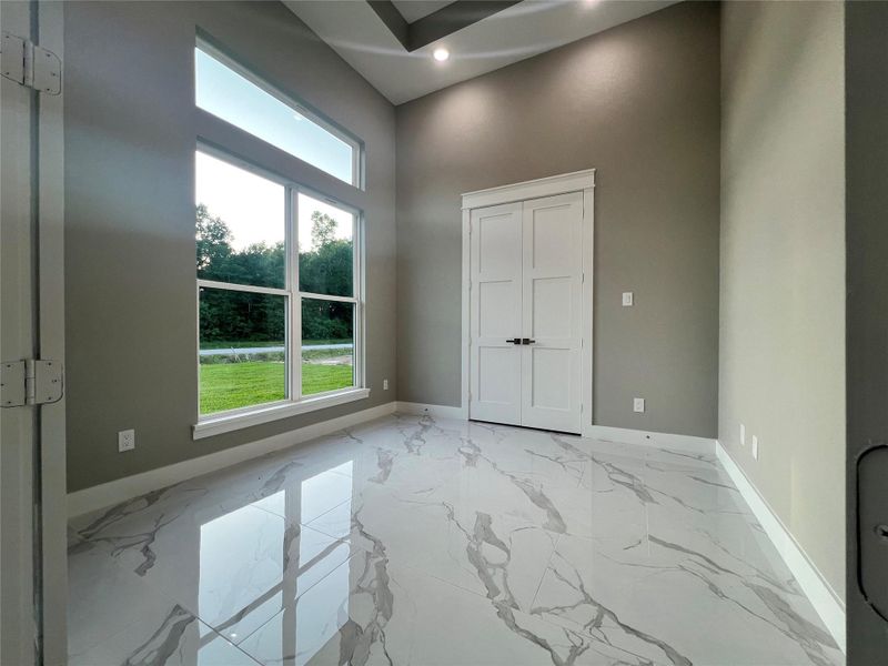 Spacious, unfurnished interior of a new home in , Dayton (Image 20).