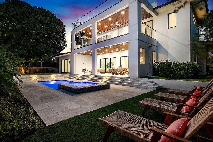 088-25833rdCourt-WestPalmBeach-FL-33407-