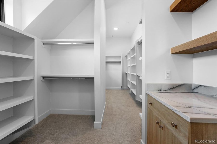 Spacious, unfurnished interior of a new home in , Denver (Image 26).