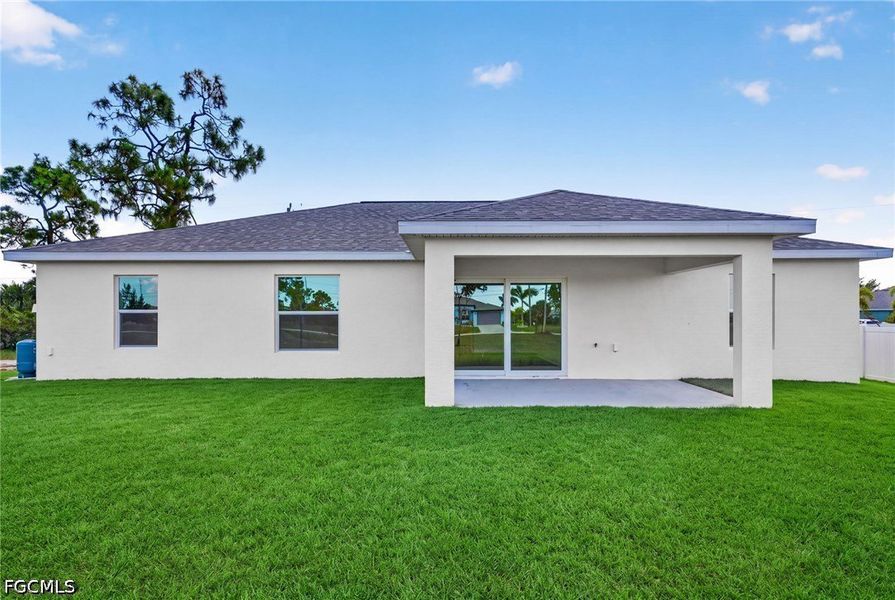 Exterior details and patio area of a home in Cape Coral, Cape Coral (Image 21).