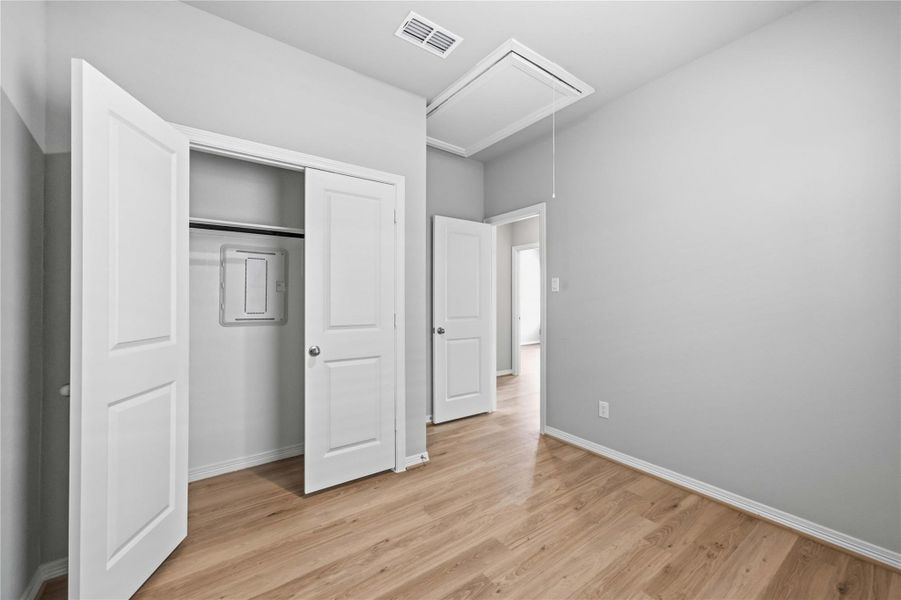 Spacious, unfurnished interior of a new home in , Houston (Image 18).