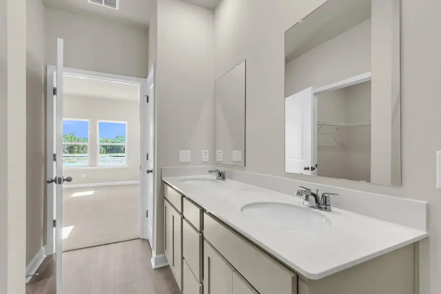 Similar Palmetto floorplan with Artisan Collection - Features and finishes may vary