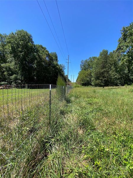 Image 11 of a home in . Image 11 of a home in .