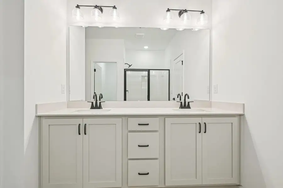 Representative images and renderings are for illustrative purposes. Actual structural options and design finishes of home may vary. Representative images and renderings are for illustrative purposes. Actual structural options and design finishes of home may vary.