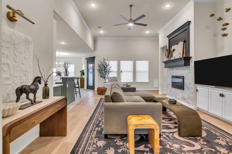 Furnished interior view inside a new home in , Fort Worth (Image 8). Furnished interior view inside a new home in , Fort Worth (Image 8).