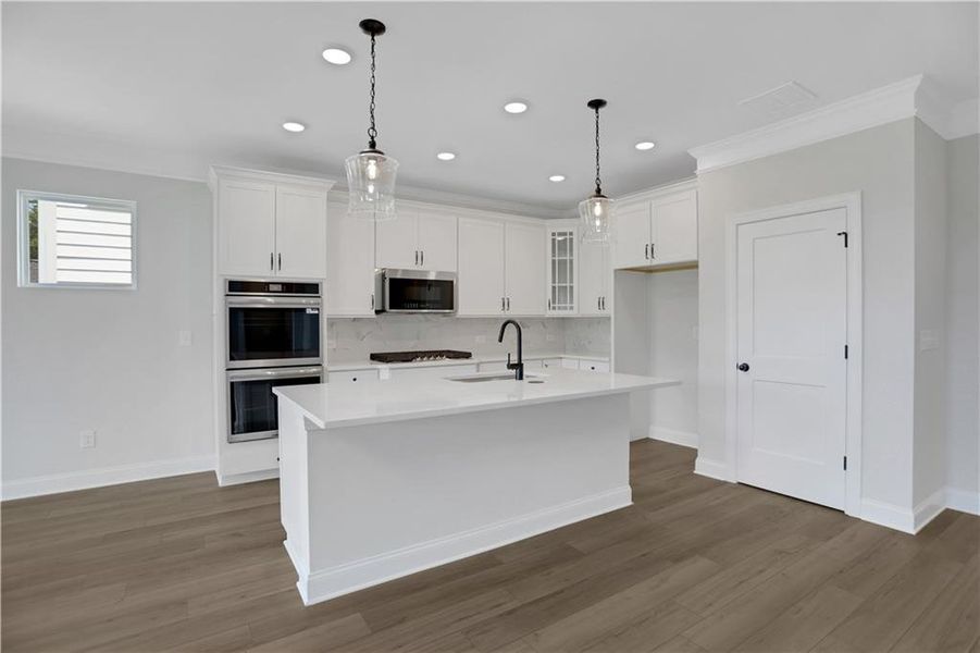 Furnished interior view inside a new home in Twin Lakes, Hoschton (Image 9).