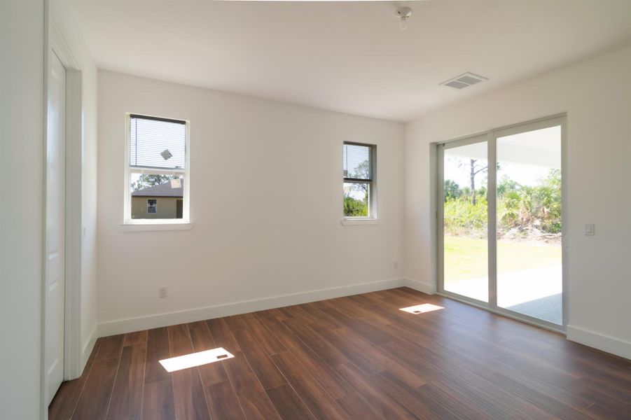 Furnished interior view inside a new home in , Port Charlotte (Image 15).