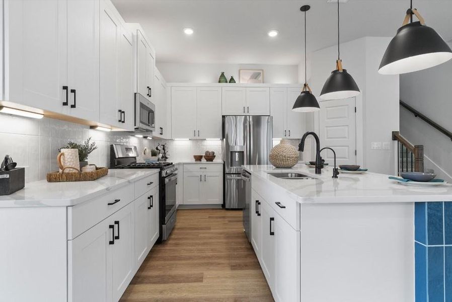 REPRESENTATIVE OF FLOOR PLAN ONLY REPRESENTATIVE OF FLOOR PLAN ONLY